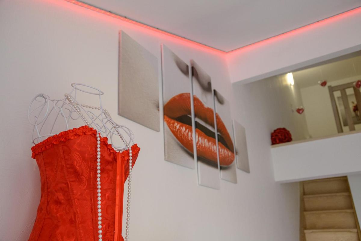 Love Room - Suite Romantique Avec Spa Privatif Le Puy-en-Velay Ngoại thất bức ảnh